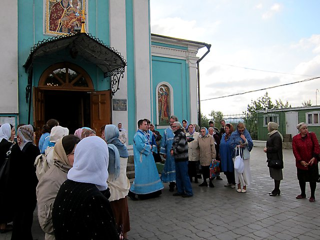 RozhdestvoPresvyatoyBogoroditsy2011_8