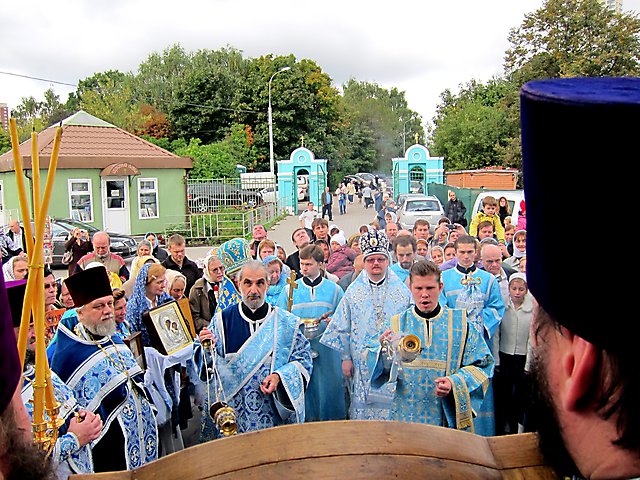 RozhdestvoPresvyatoyBogoroditsy2011_54